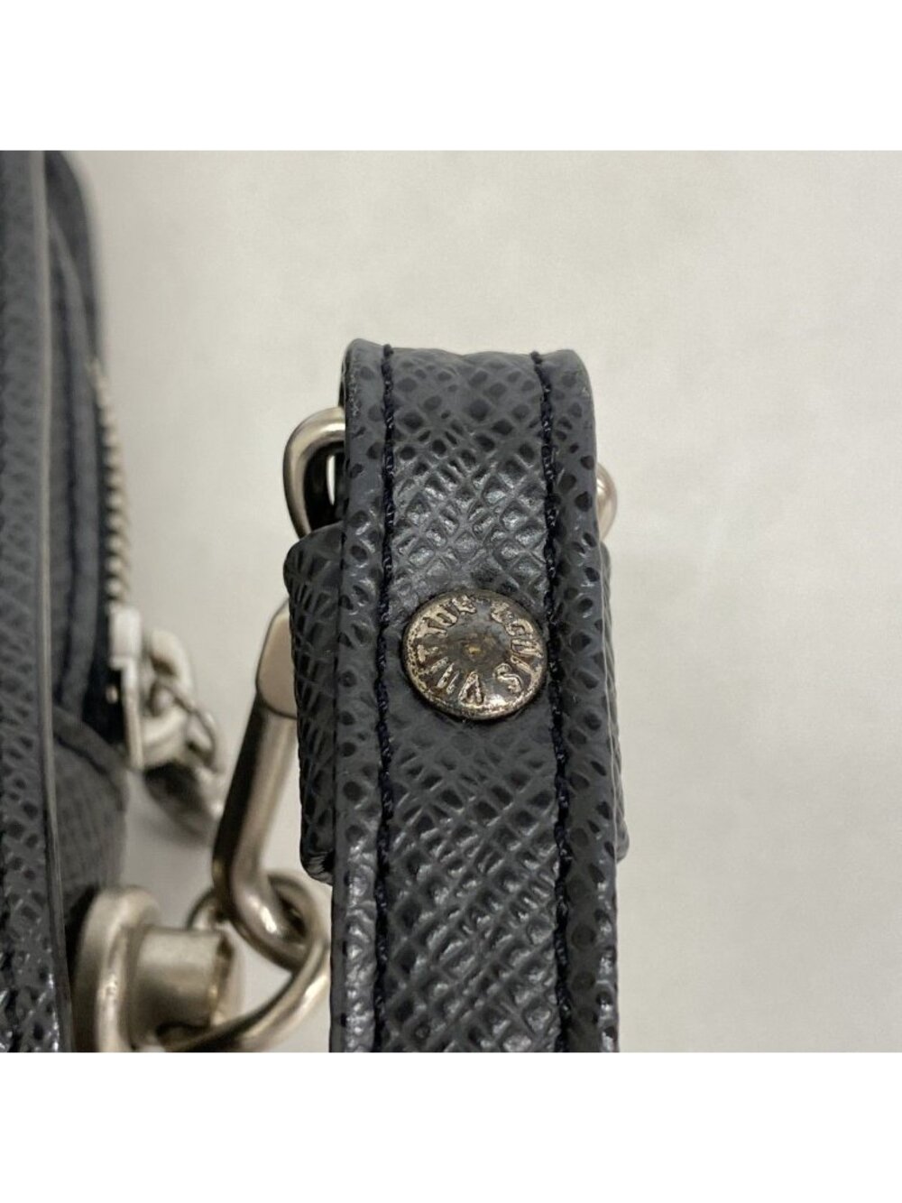 Louis Vuitton Clutch Taiga Baikal Ardoise - Picture 7 of 9